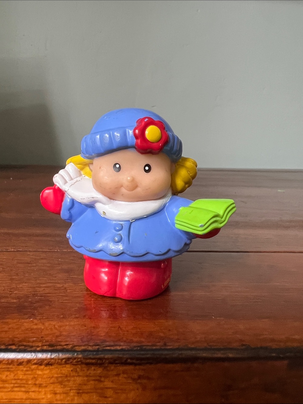 Fisher Price Little People 2003 Christmas Caroler Girl Nativity singer - rare